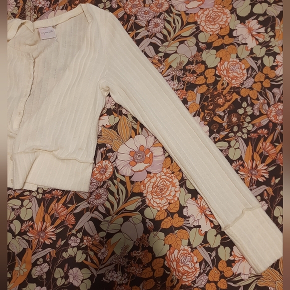 Out From Under Ribbed Cardigan - Picture 11 of 16